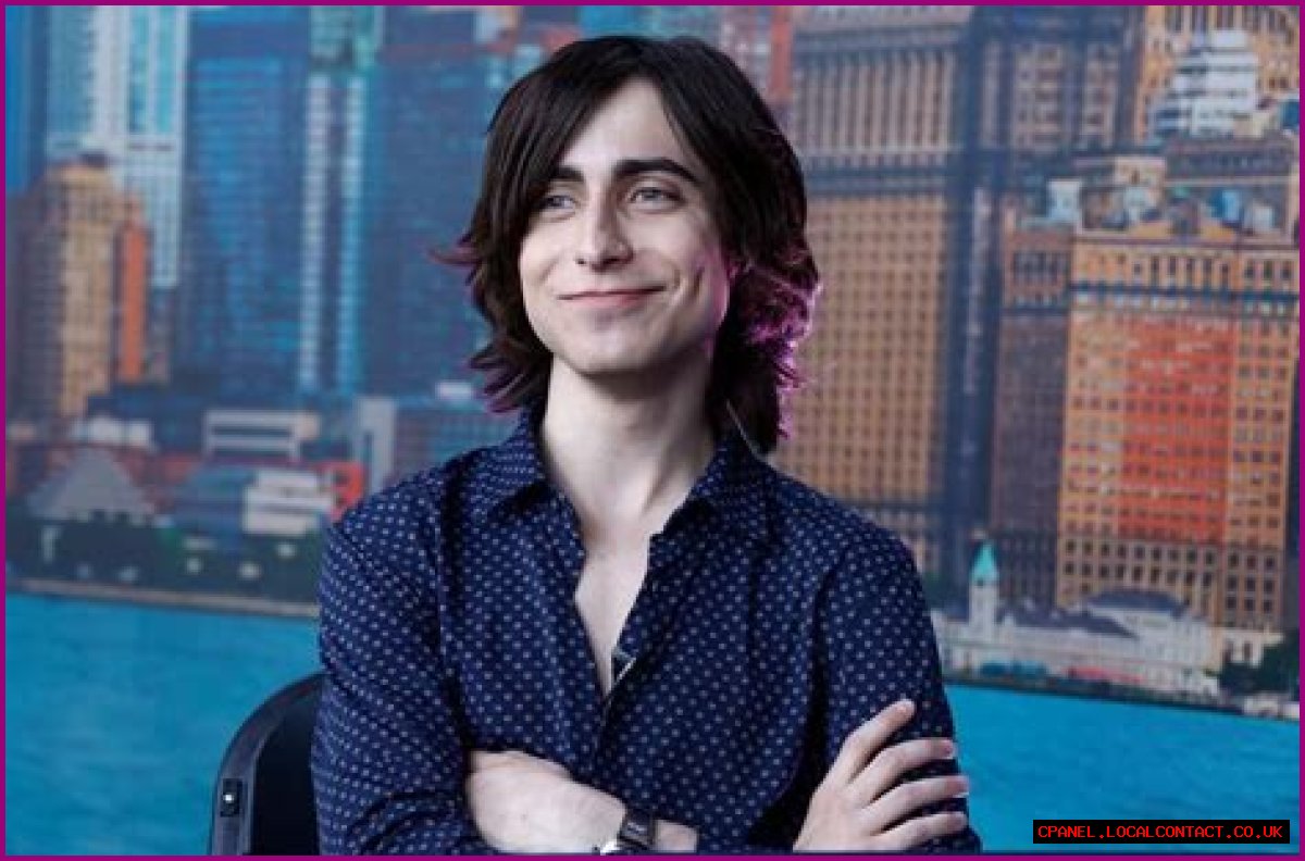 Aidan Gallagher Net Worth – How Rich is Gallagher in 2023?