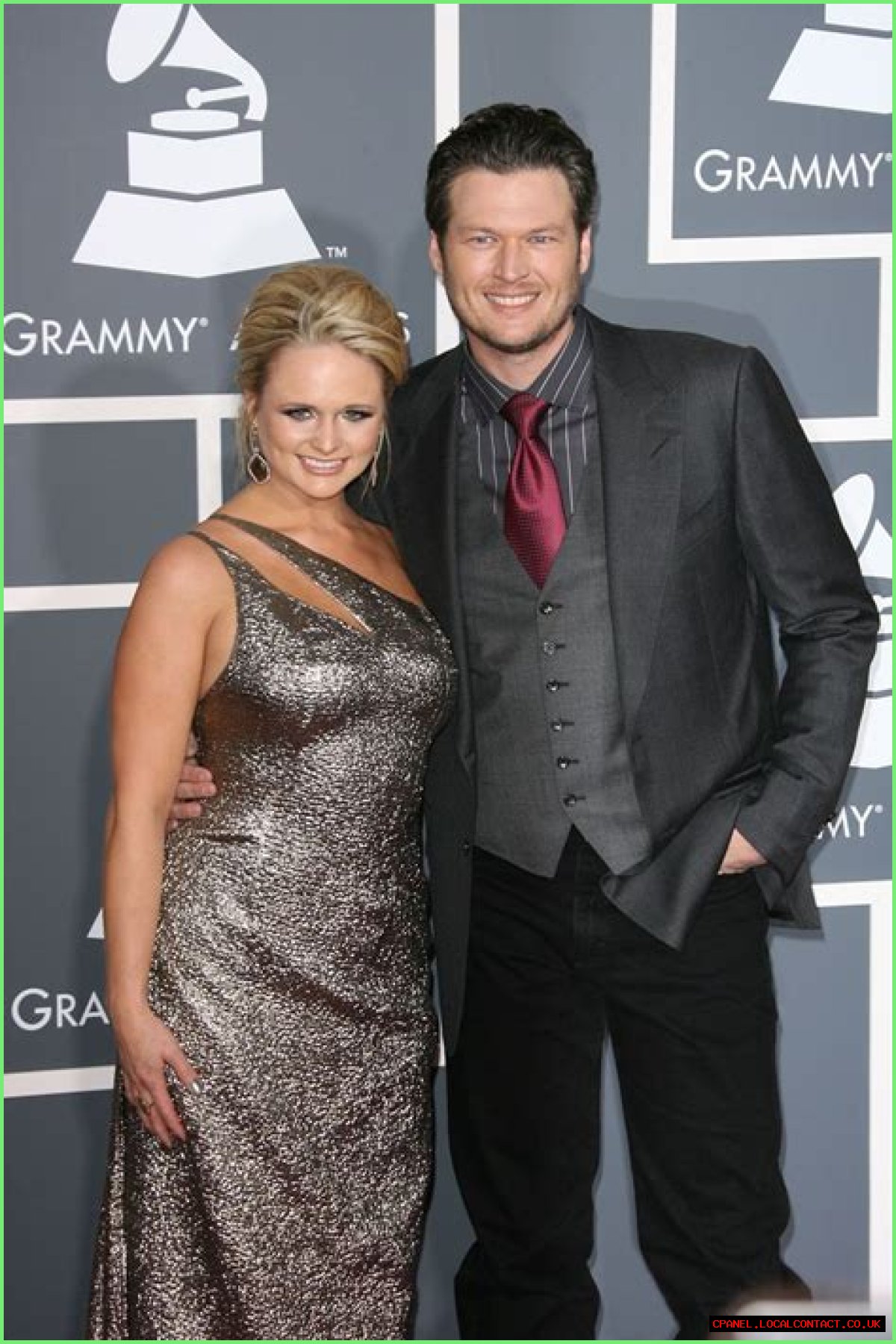 Blake Shelton’s ex wife is working as a teacher and barely scraping by