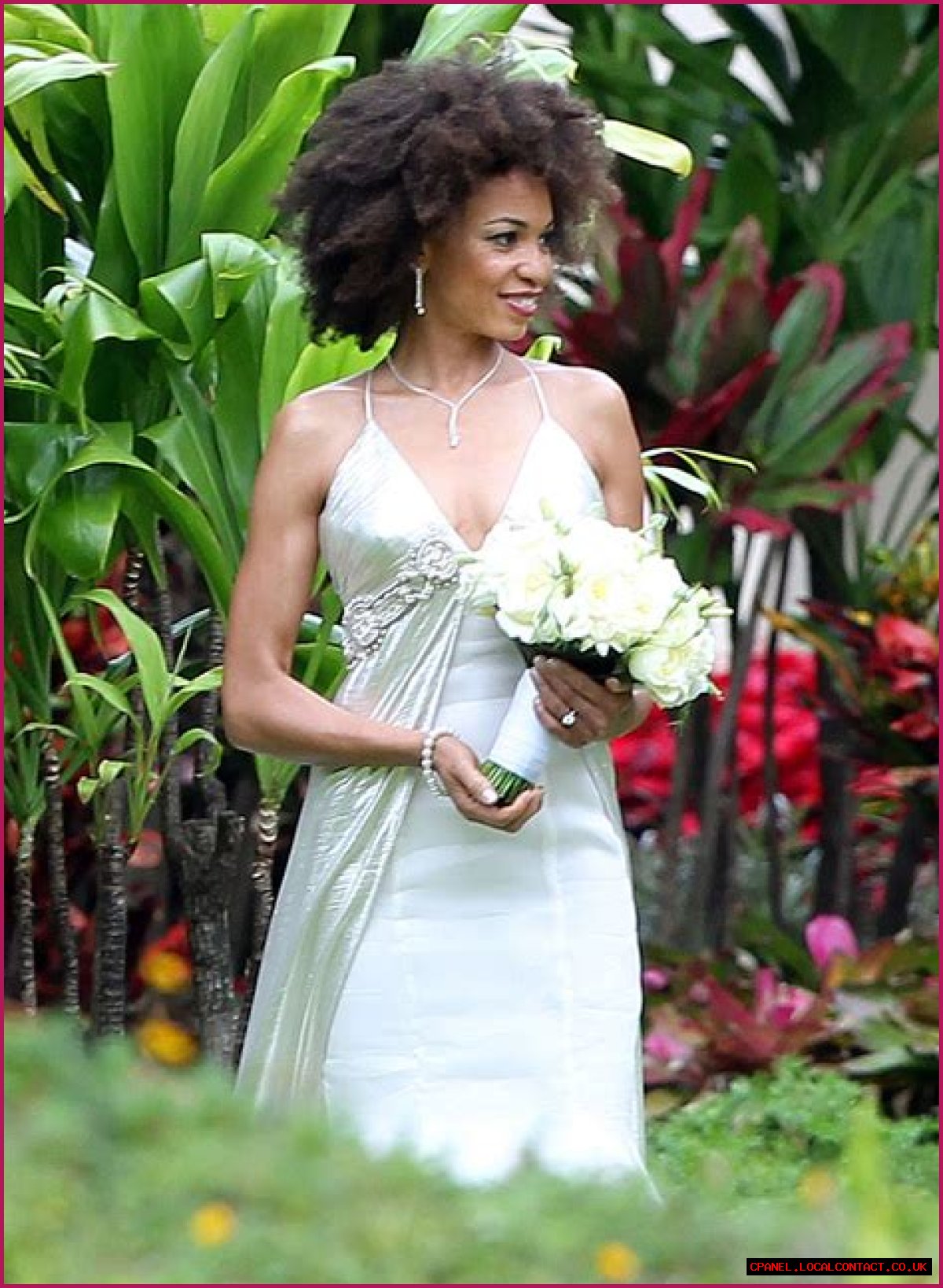 Carlos Santana Wife: Is Carlos Santana Married?