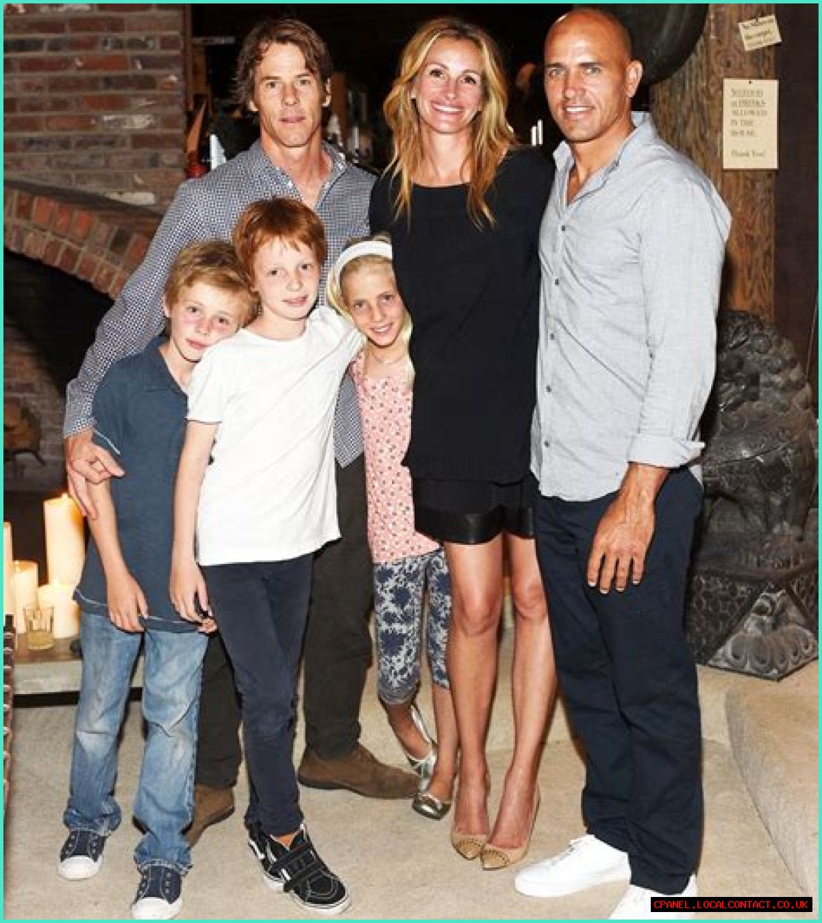 Exploring The Close-Knit Bonds Of Julia Roberts' Family