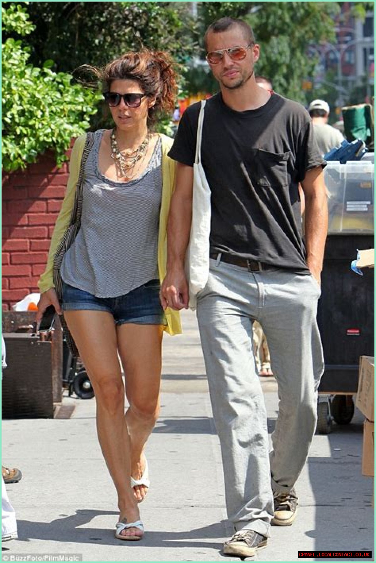 Marisa Tomei, 48, got engaged to 36-year-old hottie Logan Marshall Green