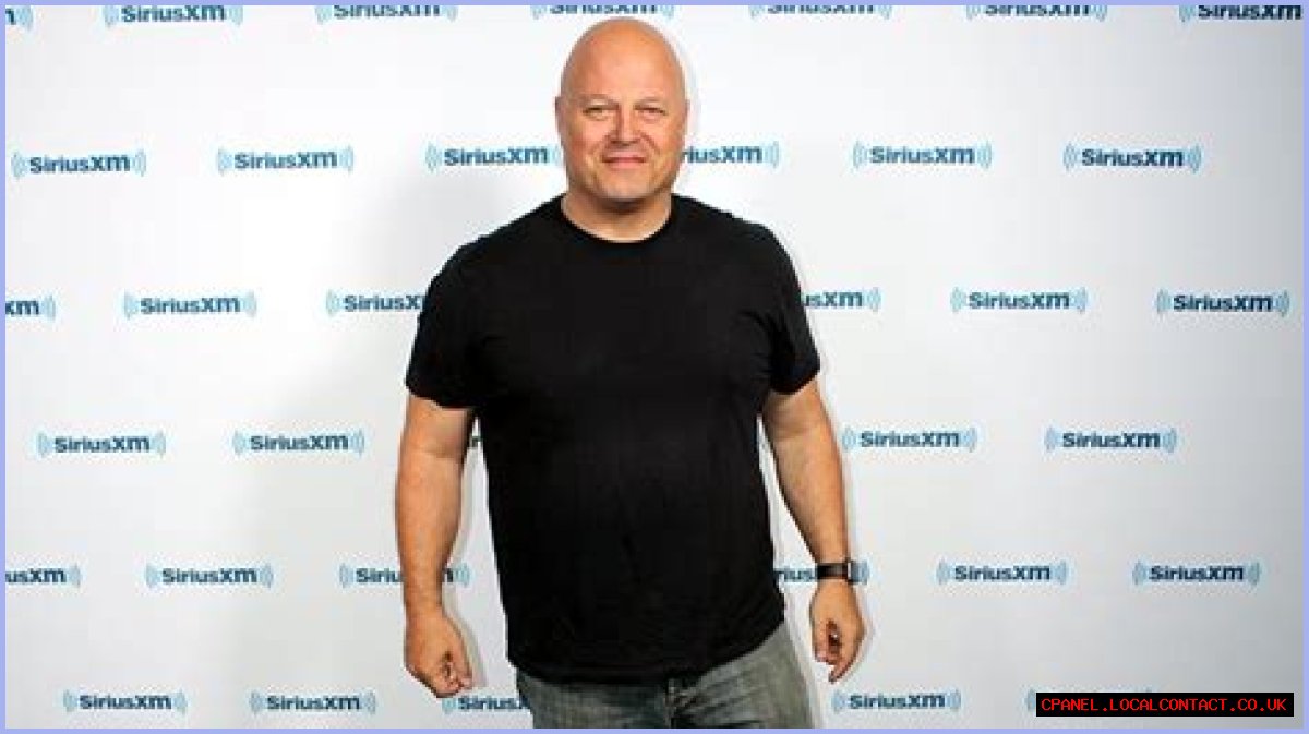 Michael Chiklis Height