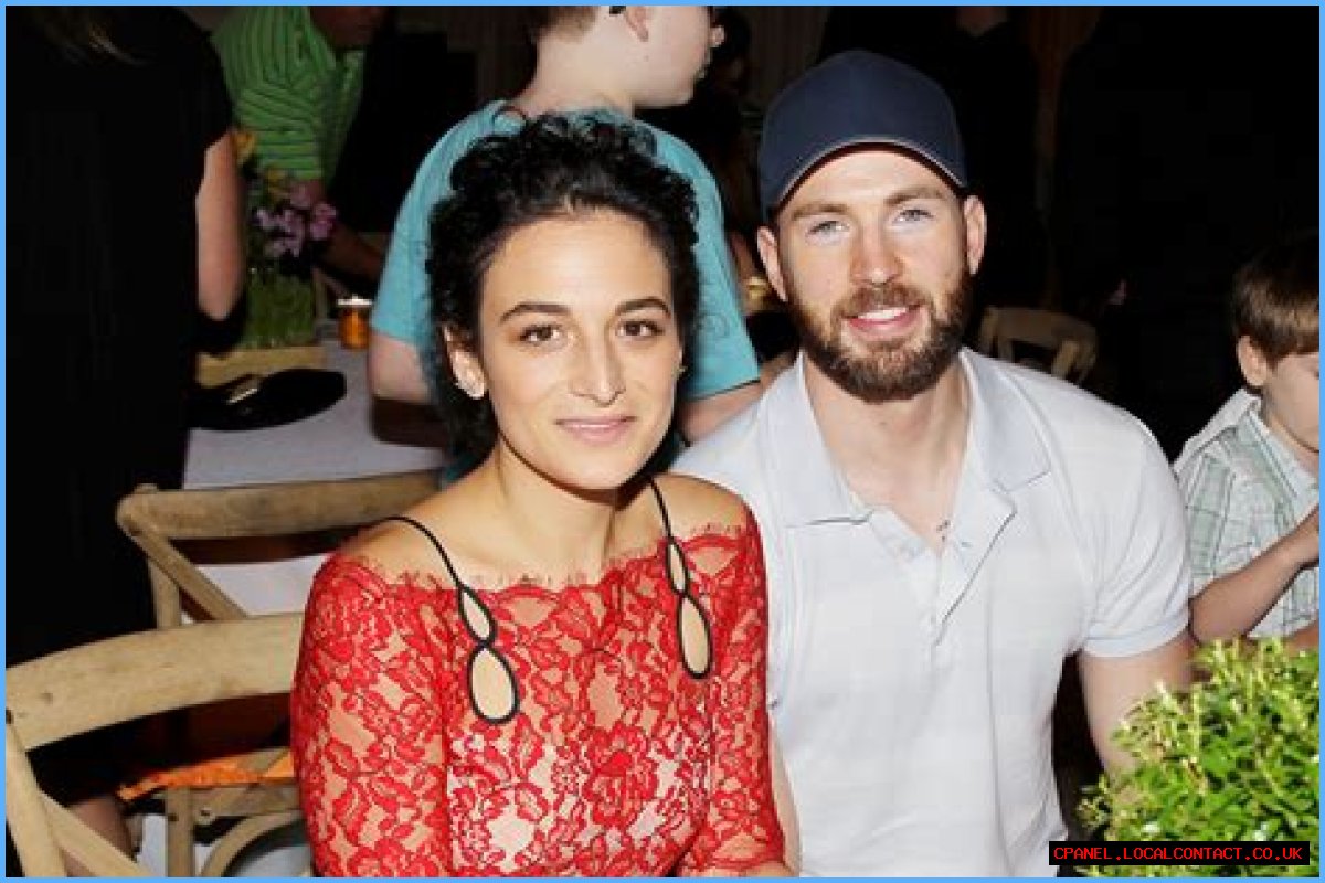 Star: Chris Evans thought Jenny Slate was kind of exhausting in Las Vegas